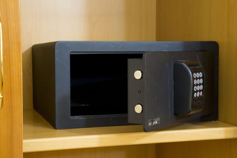 Minibar, in-room safe, desk, blackout drapes