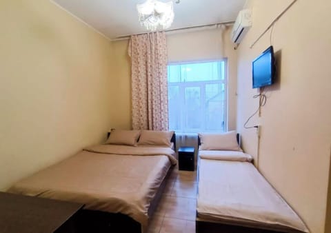 Standard Triple Room | Desk, free WiFi