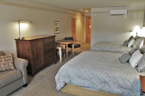 Standard Room | Iron/ironing board, free WiFi, bed sheets