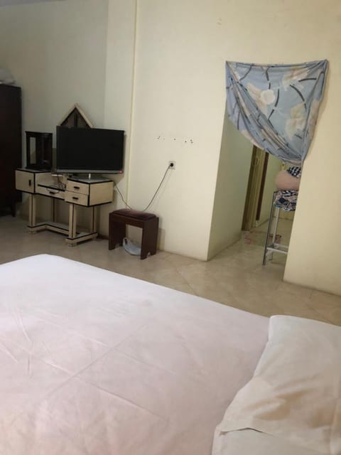 Standard Double Room | Desk, laptop workspace, free WiFi, bed sheets