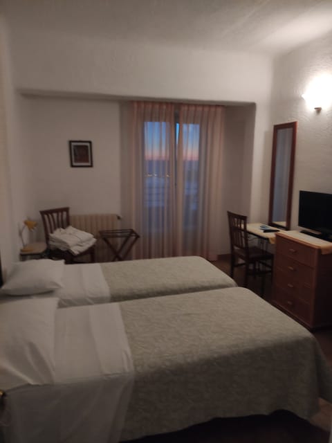 Panoramic Double Room | Desk, free WiFi