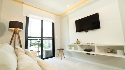 City Apartment | Living room | Smart TV