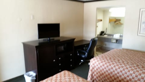 Room, 2 Double Beds | Desk, free WiFi