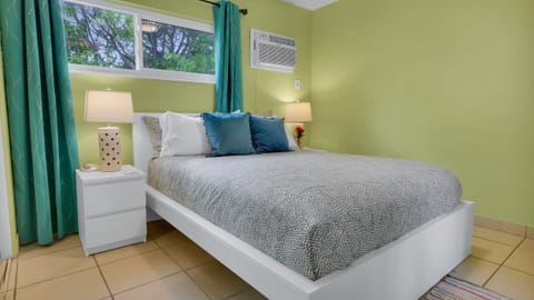 Basic Suite, 1 Bedroom, Kitchenette | Pillowtop beds, individually decorated, individually furnished