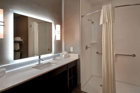 Suite, 1 King Bed, Accessible (Mobility & Hearing, Roll-in Shower) | Bathroom | Combined shower/tub, free toiletries, hair dryer, towels