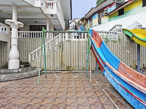 Children's play area - outdoor