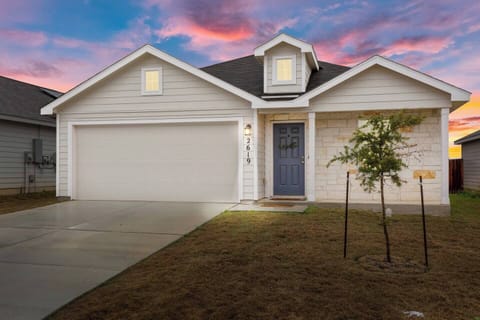  Welcome to NBTx Art Haus. Exterior of the house