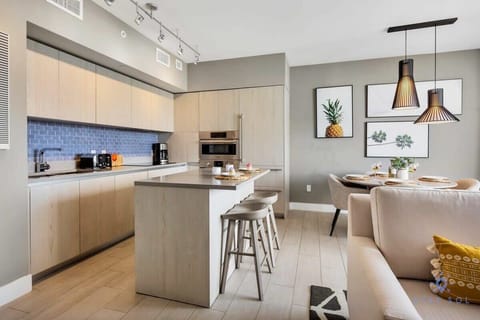 Fully-equipment kitchen