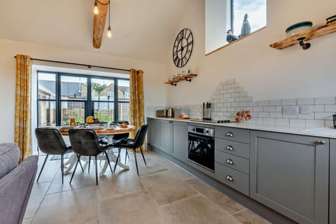 Fox Kitchen - StayCotswold