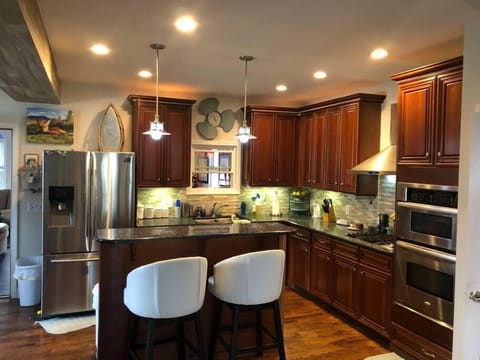 Ce3184e3 18e8 485f 931e f2b01f8d0a29