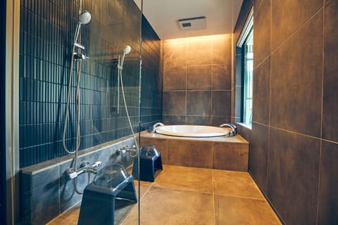Luxury Villa | Bathroom | Separate tub and shower, spring water tub, rainfall showerhead
