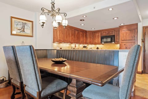 1685738590993-1736-5