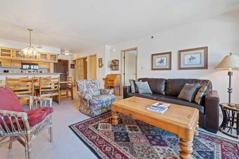 1685569637792-1740-1