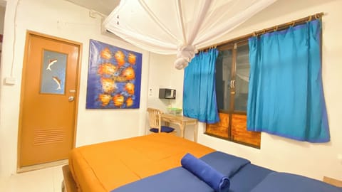 Standard Single Room, 1 Twin Bed | In-room safe, desk, free WiFi, bed sheets