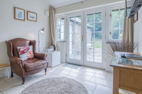 32-inch Smart TV with cable channels