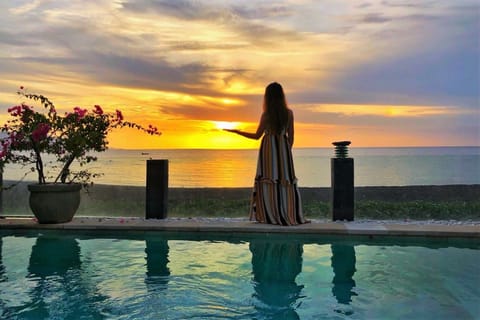 Outdoor pool, sun loungers