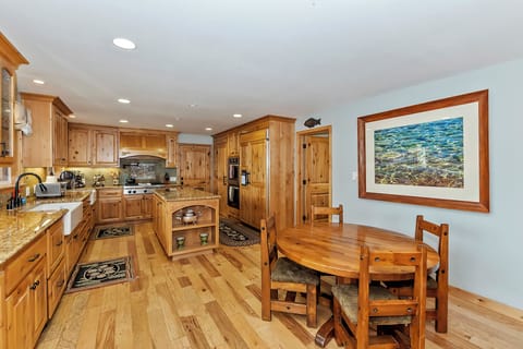 Breakfast table in the kitchen.