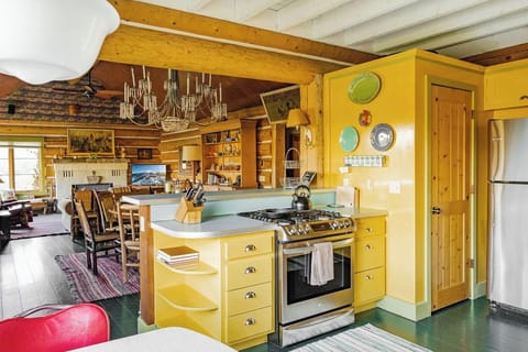 MDW Chief Joseph Rustic Log Home