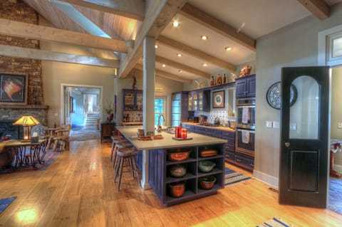 Full Stocked Kitchen