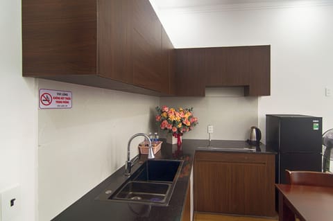 Superior Apartment, 2 Bedrooms | Private kitchen