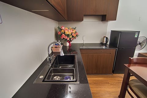 Superior Apartment, 2 Bedrooms | Private kitchen