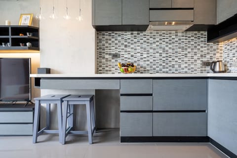 Comfort Condo | In-room dining