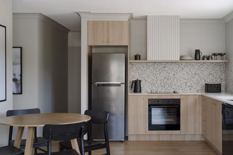 Standard Apartment | Private kitchen | Espresso maker, electric kettle