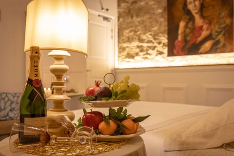 Deluxe Room | 1 bedroom, pillowtop beds, individually decorated