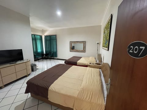 Family Double or Twin Room | Free WiFi, bed sheets