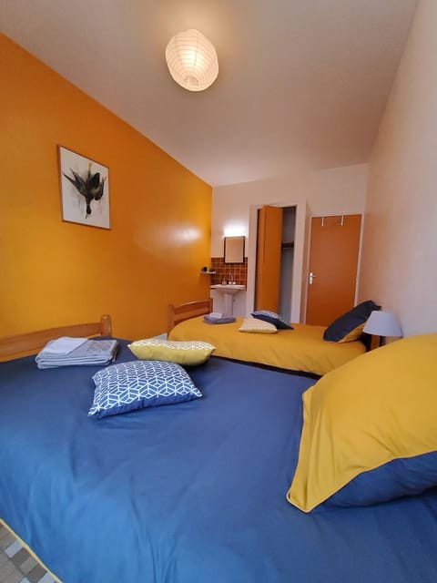 Classic Double Room, Shared Bathroom (Bagadou) | Individually decorated, free cribs/infant beds