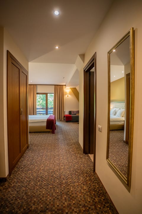 Premium Double Room | Individually decorated, individually furnished, desk, laptop workspace