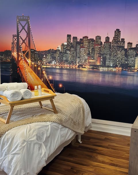 Basic Suite, Shared Bathroom (Sunset ) | Hypo-allergenic bedding, individually decorated, individually furnished