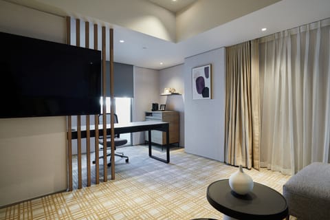 Superior Suite | Living area | LED TV