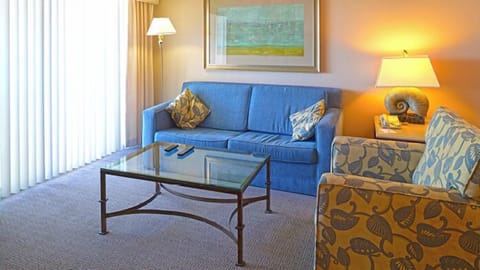 RVS_3_Room_Gallery_1_1