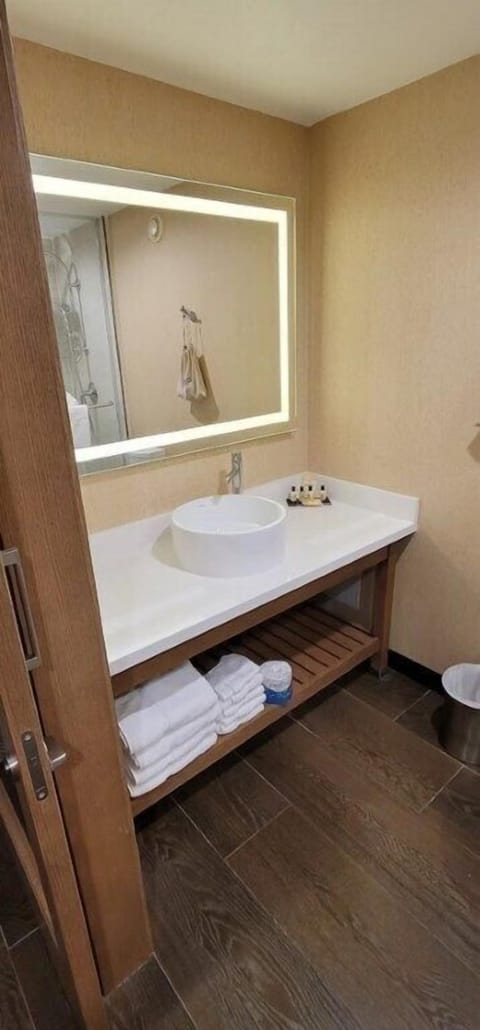 ClubWyndhamAnaheim_a8