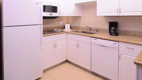 RVB_3_Room_Gallery_1_9