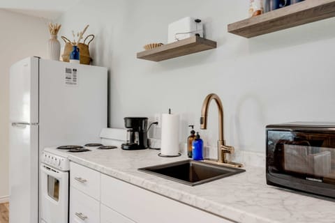 Full kitchenette, stocked with basics!