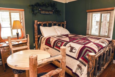 Cabin, 1 Bedroom | 1 bedroom, free WiFi