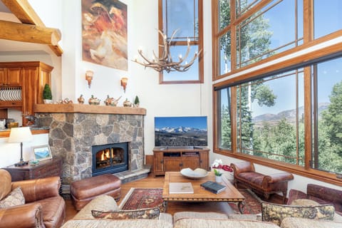 2-palisade-pine-meadows-living-room1-edit2