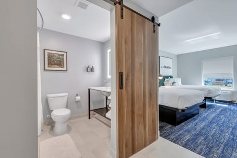 Standard Double Room | Bathroom