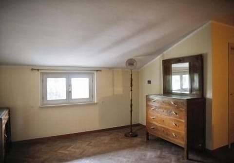 Family Suite, 2 Bedrooms (Guido Monaco 2nd floor no elevator) | Room amenity