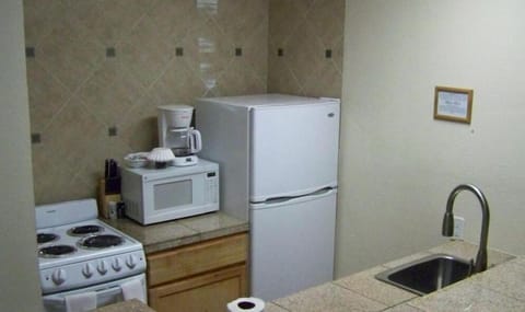 Fridge, microwave, coffee/tea maker