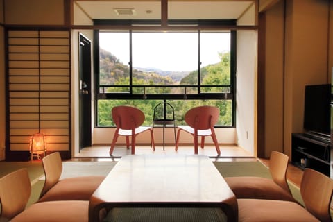Comfort Quadruple Room, Non Smoking, Mountain View | Iron/ironing board, free WiFi, bed sheets