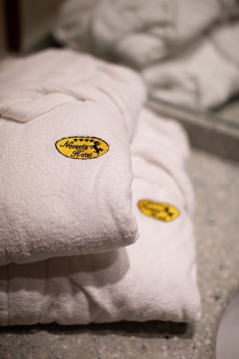 Deluxe Double Room | Room amenity