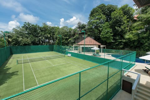 Tennis court