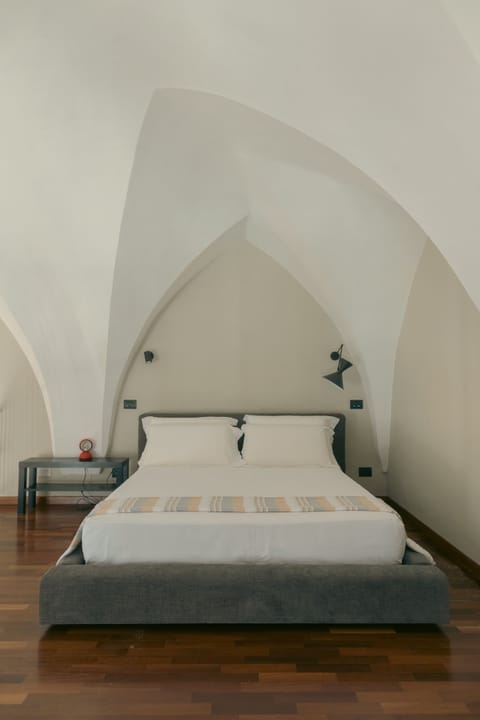 Exclusive Suite, Sauna | Premium bedding, memory foam beds, free minibar, in-room safe