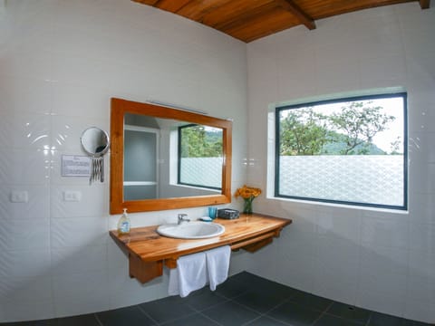 Deluxe Cabin, Terrace, Mountain View | Bathroom | Free toiletries, hair dryer, towels, shampoo