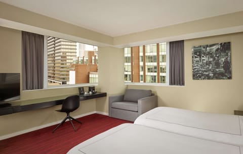 Executive Room, 2 Twin Beds | Premium bedding, in-room safe, desk, soundproofing