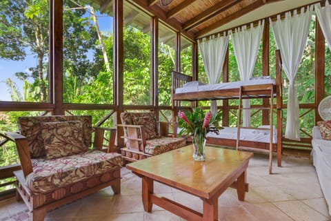 2 Bedroom River View | Living room