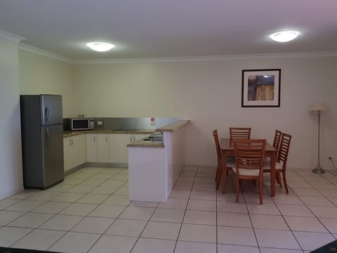 Standard Apartment, 2 Bedrooms, Non Smoking, Kitchen (Ocean) | Private kitchen | Full-size fridge, microwave, stovetop, dishwasher